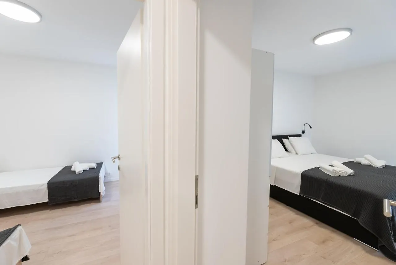 D33 Apartment Split