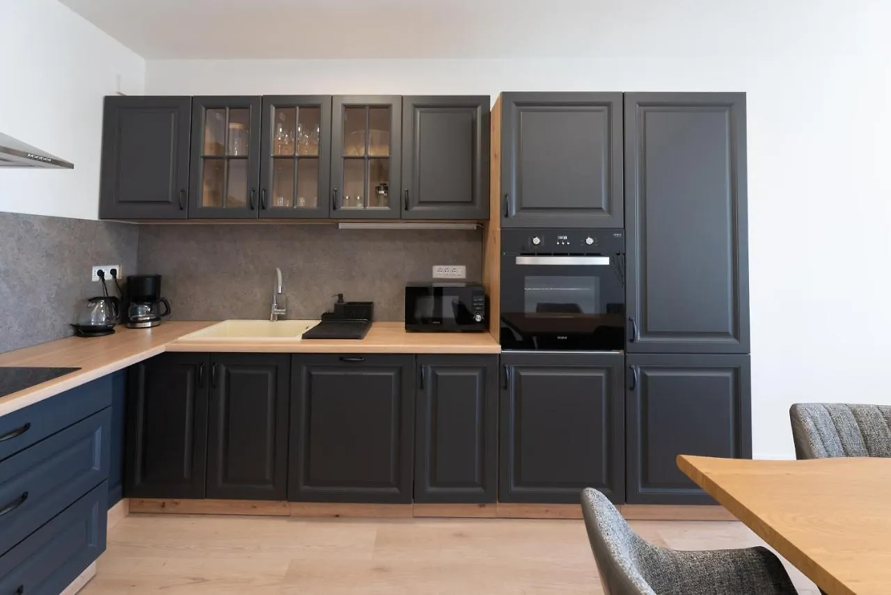 D33 Apartment Сплит