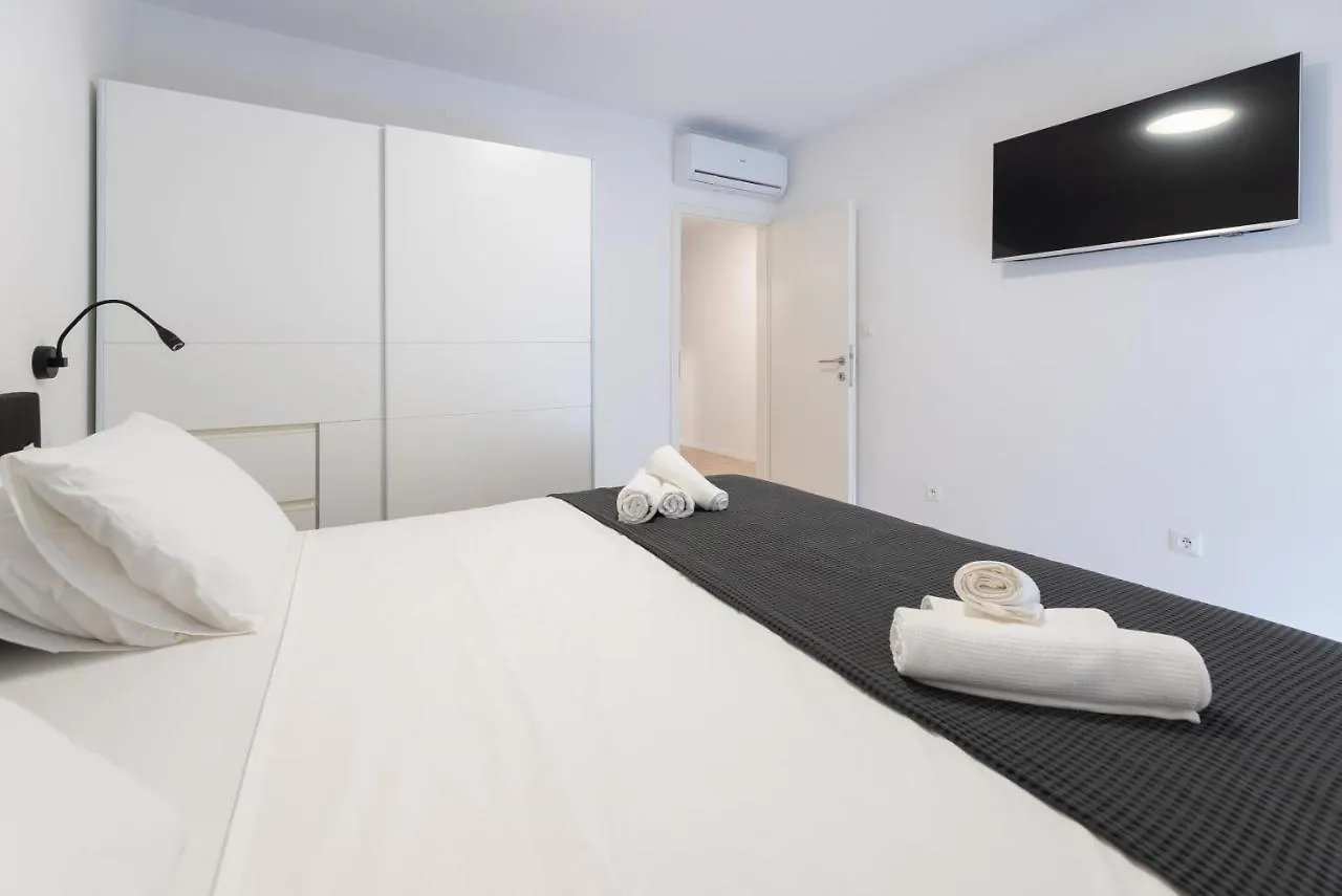 D33 Apartment Сплит 0*,  Хорватия